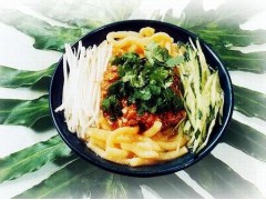 水磨汤子机 馇条机 汤条机 玉米叉子机 酸汤子机 酸浆米线机图3