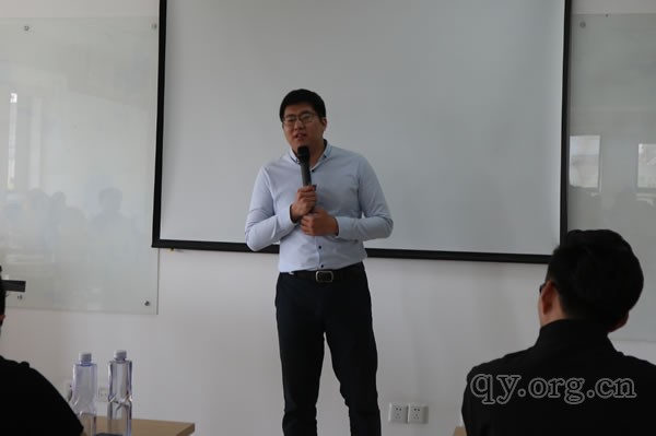 主持人龙少 松松兄弟CEO上海聚会 (3)